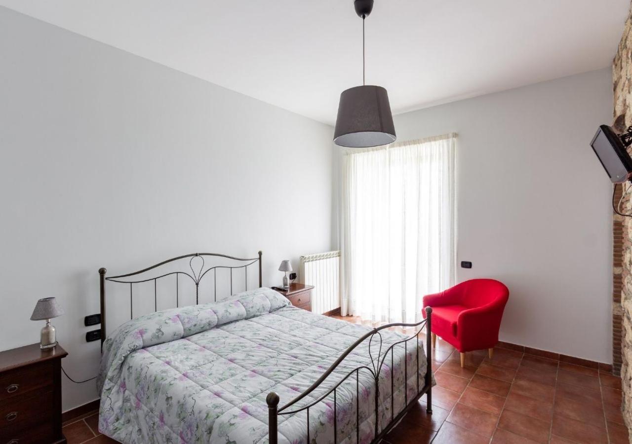 Agriturismo Il Sentiero Degli Ulivi - Irpinia Venticano Bagian luar foto