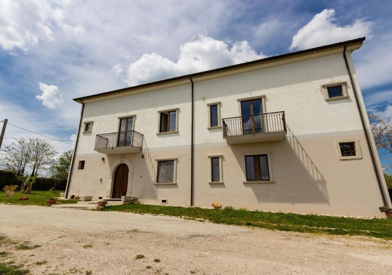Agriturismo Il Sentiero Degli Ulivi - Irpinia Venticano Bagian luar foto
