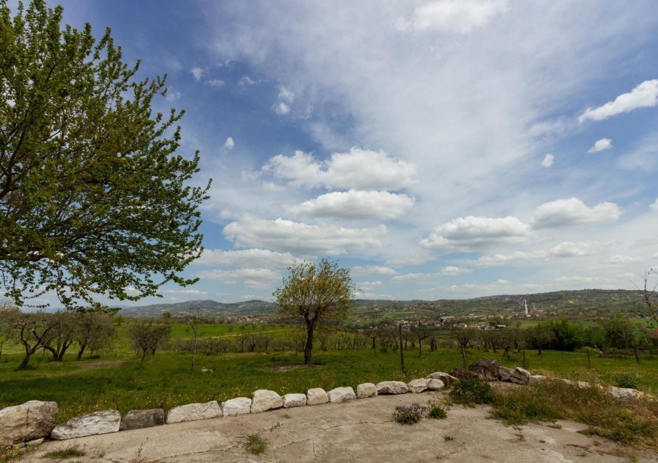 Agriturismo Il Sentiero Degli Ulivi - Irpinia Venticano Bagian luar foto